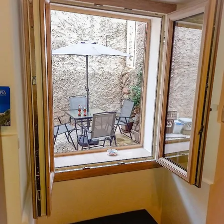 'al Vico Dante' Appartement Loceri